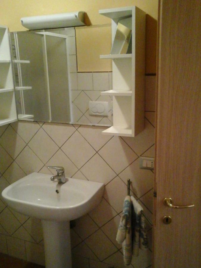 Casa Agostini Apartment Lari Ngoại thất bức ảnh